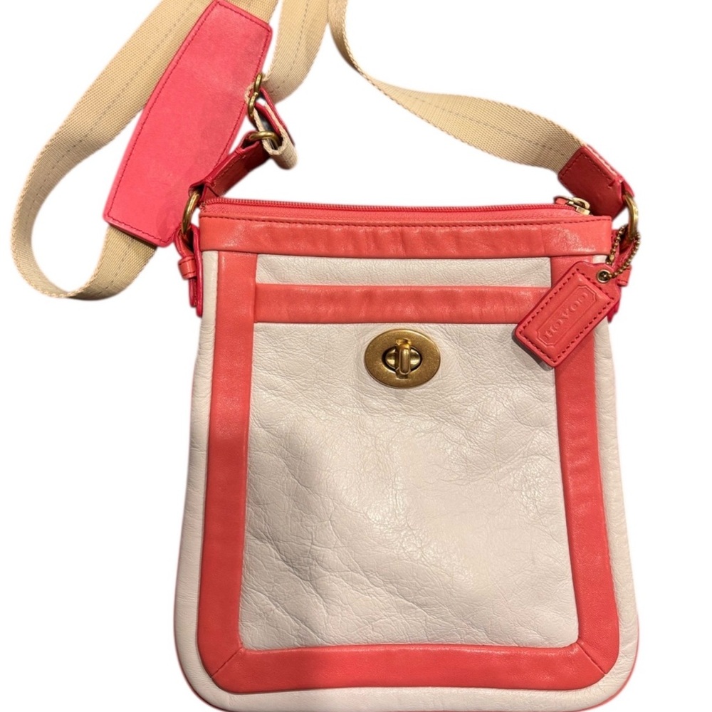 Coach Legacy Turn lock Crossbody Bag, White Salmon Pink Leather Adjustable Strap